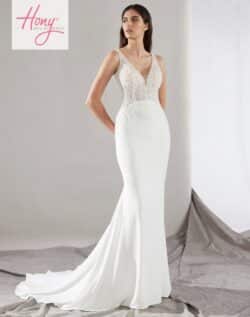 hony-bruidsmode-collectie-2025-pronovias-CLIN-B